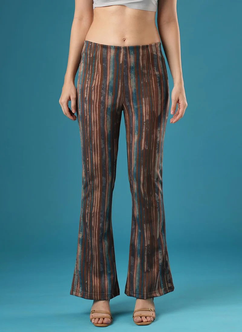 globus Globus Women Hazzy Print Mid Rise Stretchable Slim Fit Flared Treggings